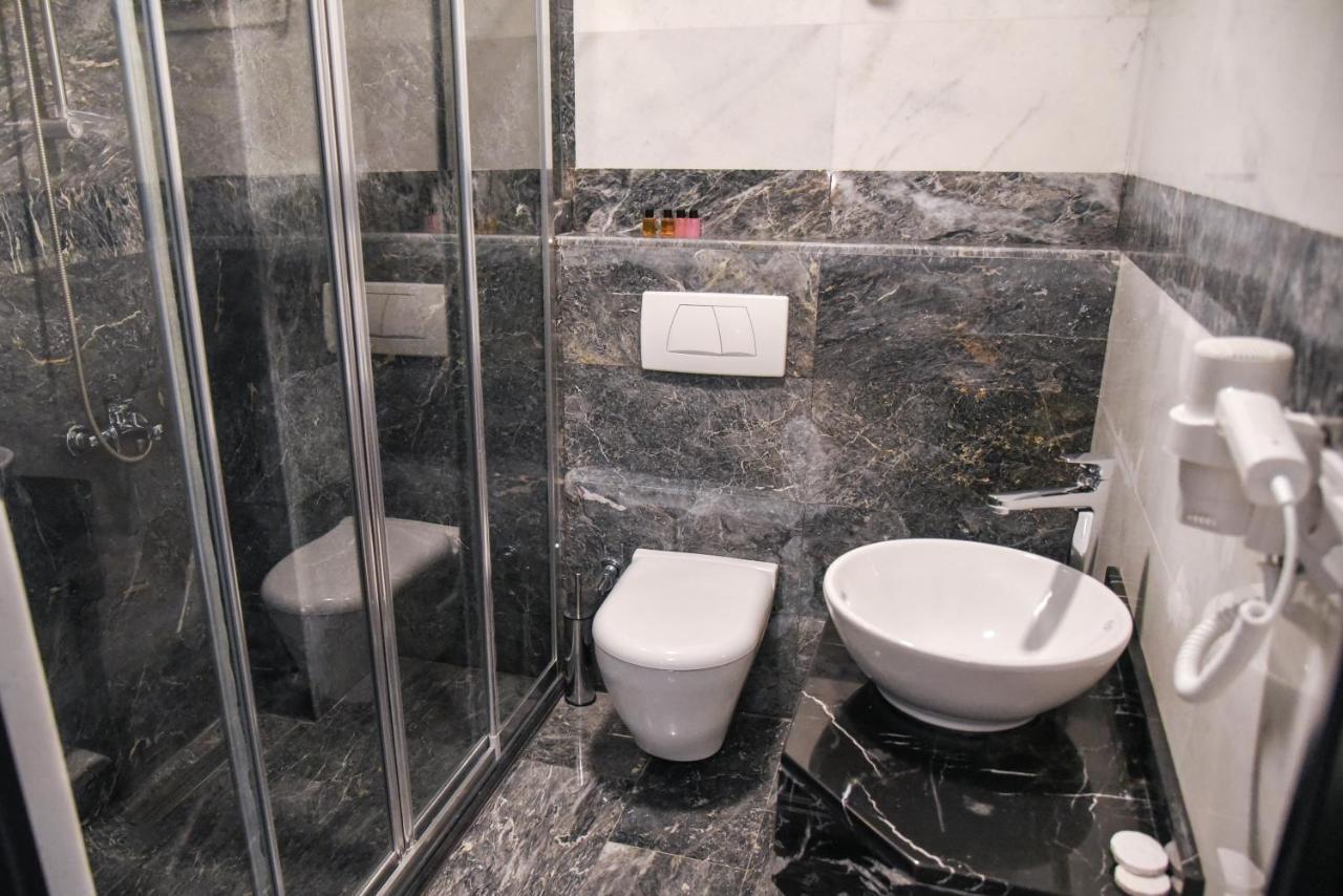 Luxir Hotel Istanbul Exteriör bild